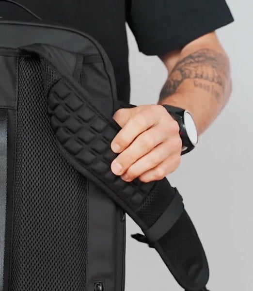 Air Pro Compression System 2nd Gen Travel Organizer Bag
